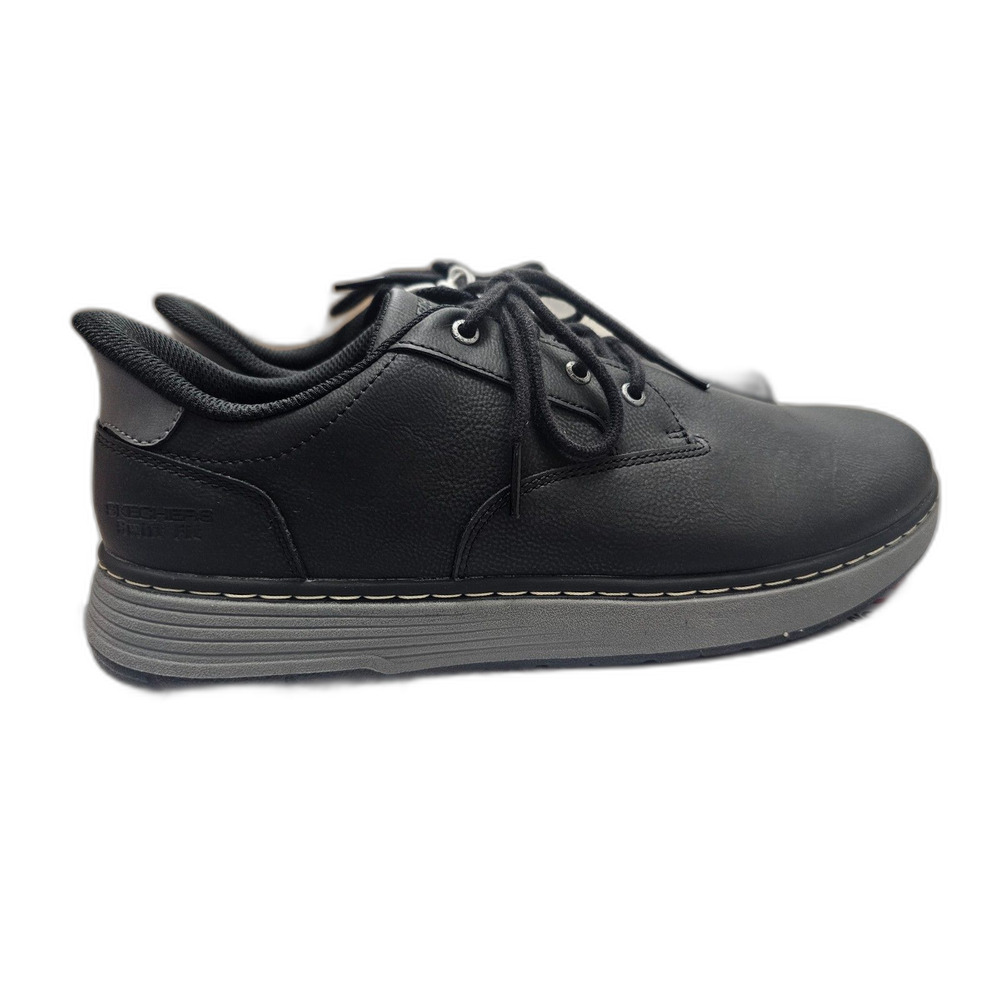 New in Box Skechers Swift Fit Casual Shoe Slip On Black 10